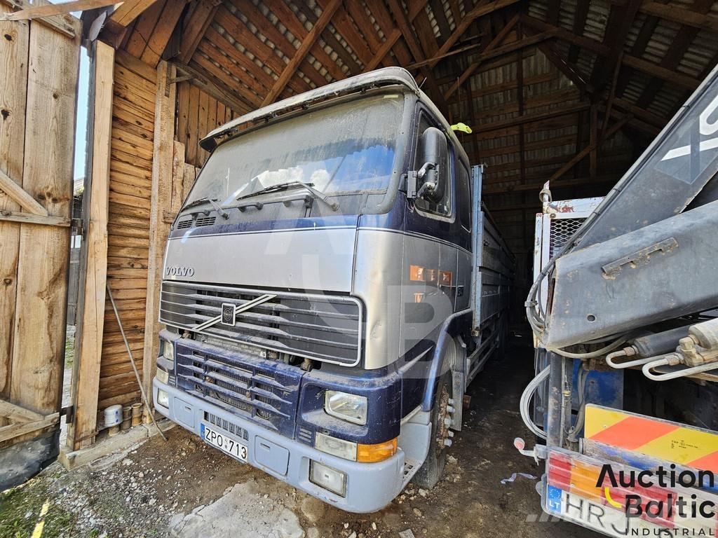 Volvo FH12 Lastbil med lad/Flatbed