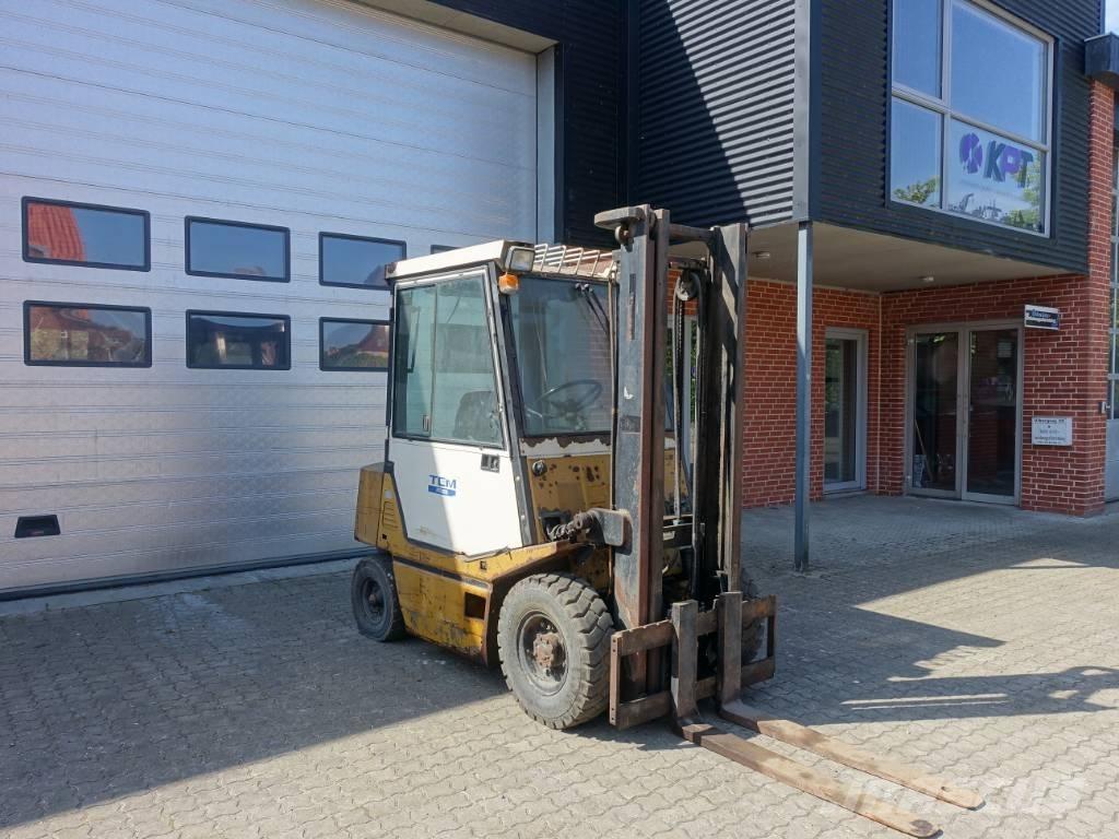TCM FD 25 Z2 Diesel gaffeltrucks