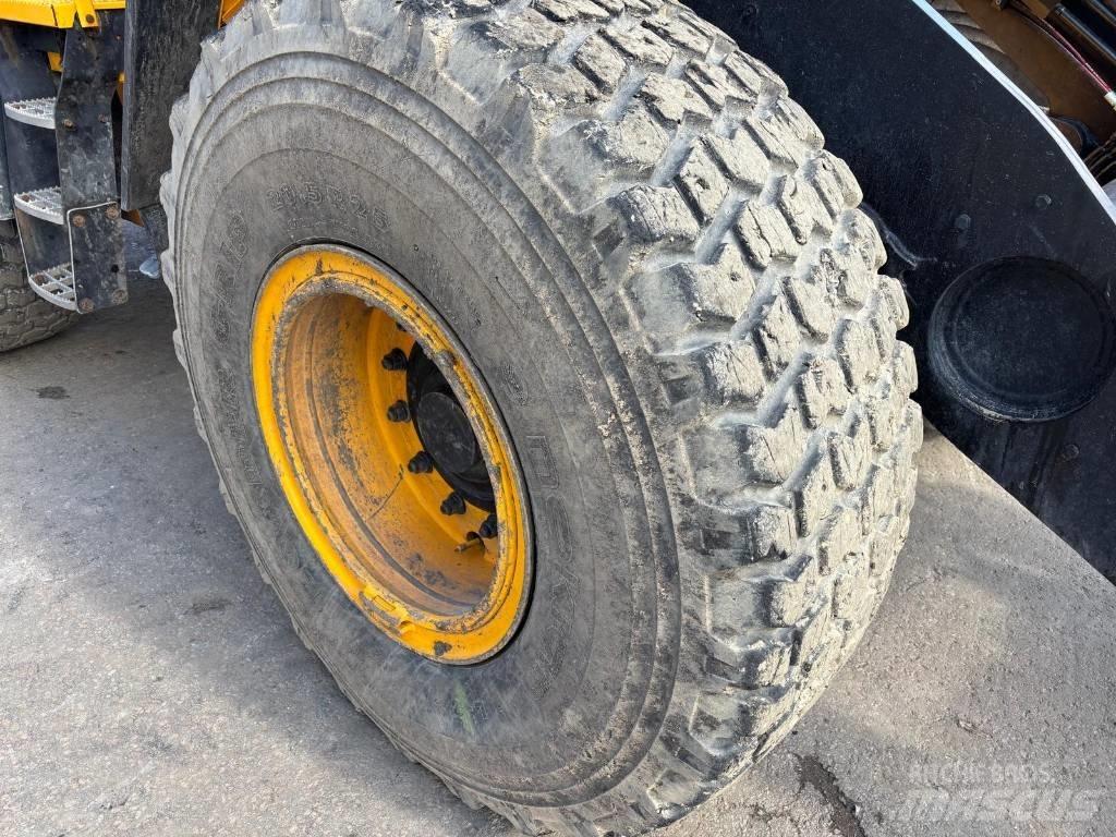 JCB 437 HT Læssemaskiner på hjul
