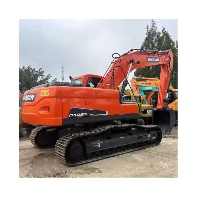 Doosan DX 225 LC-9C Gravemaskiner på larvebånd