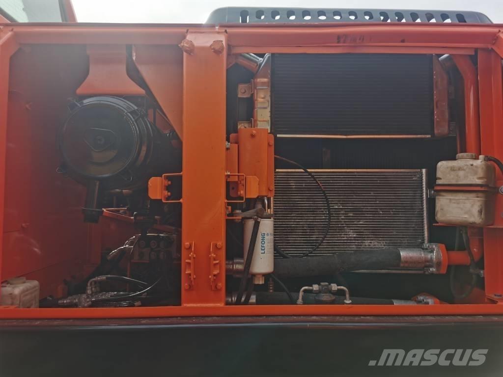 Doosan DX225LC-9C Gravemaskiner på larvebånd