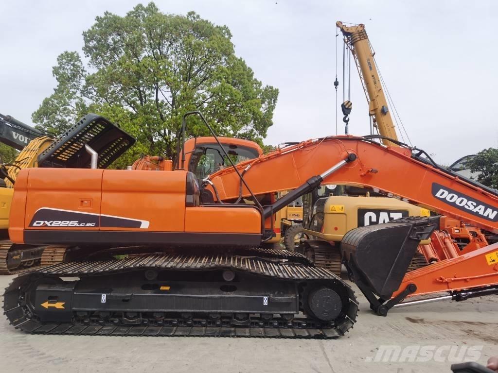 Doosan DX225LC-9C Gravemaskiner på larvebånd