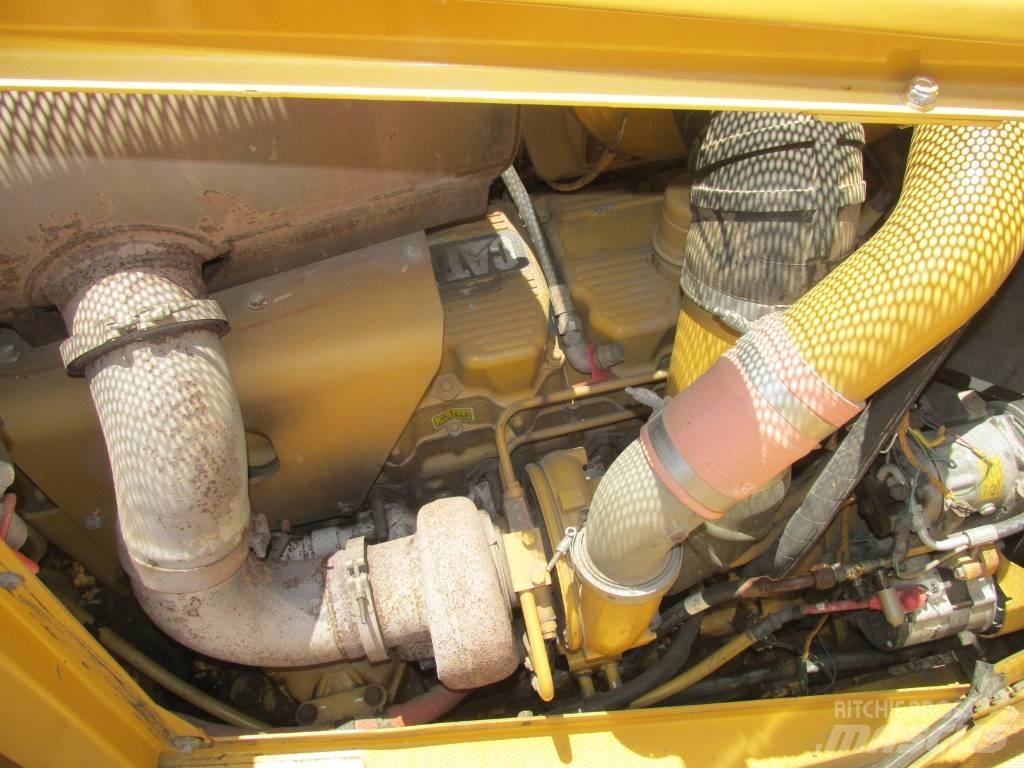 CAT D 8 T Bulldozer på larvebånd