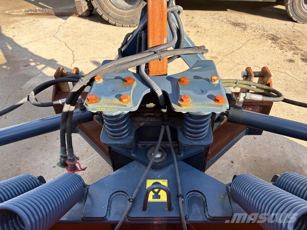  Ozamet  TR32 Sneskovle og -plove