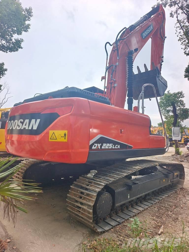 Doosan DX 225LC-9C Gravemaskiner på larvebånd