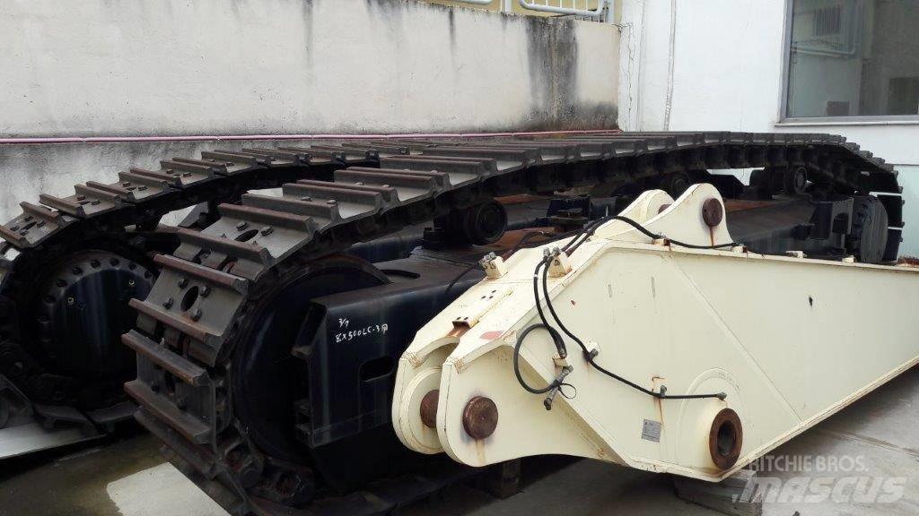 Hitachi ZX 450-3 Chassis og suspension