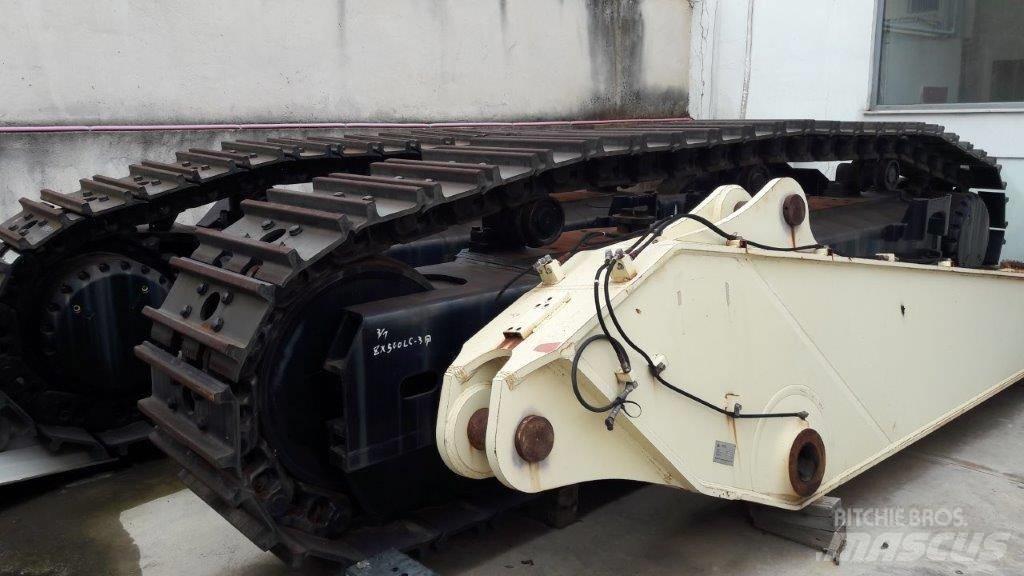 Hitachi ZX 450-3 Chassis og suspension