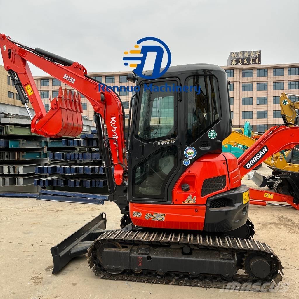 Kubota U 35 Minigravemaskiner