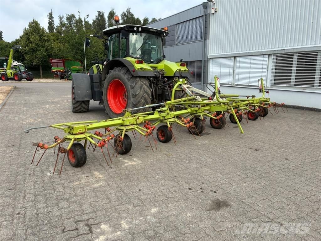 CLAAS VOLTO 870 River og høvendere