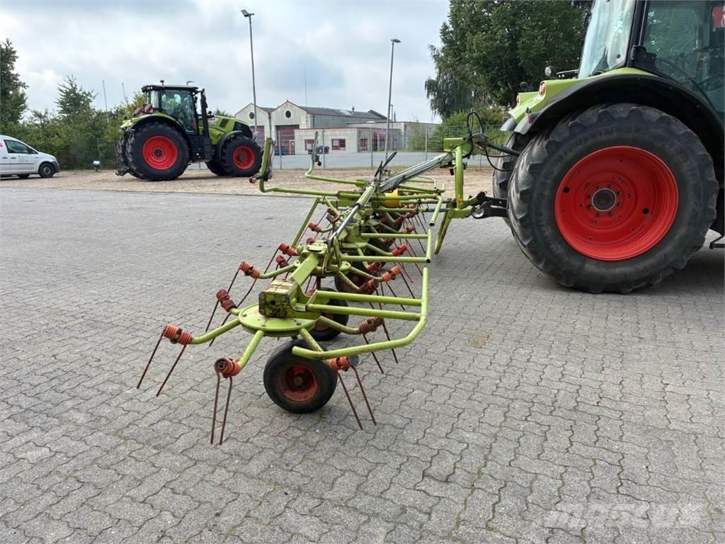 CLAAS VOLTO 870 River og høvendere