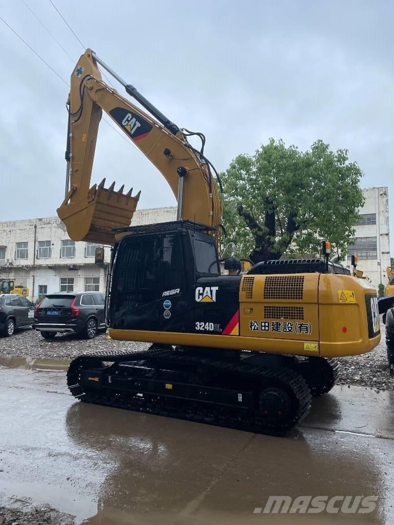 CAT 324 D Midi-gravemaskiner 7t - 12t