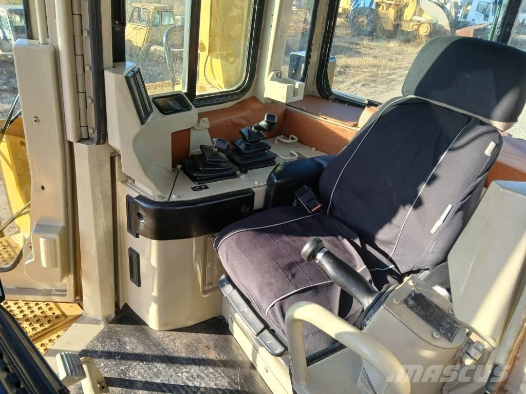 CAT D 9 R II Bulldozer på larvebånd