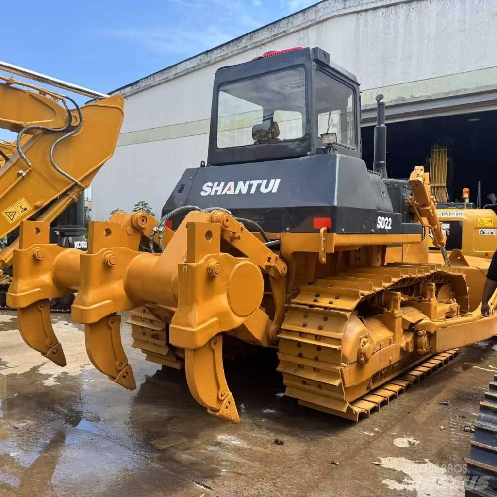 Shantui SD 22 Bulldozer på larvebånd