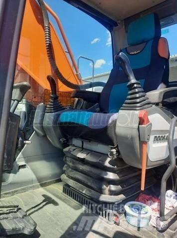 Doosan DX 340 LC Gravemaskiner på larvebånd