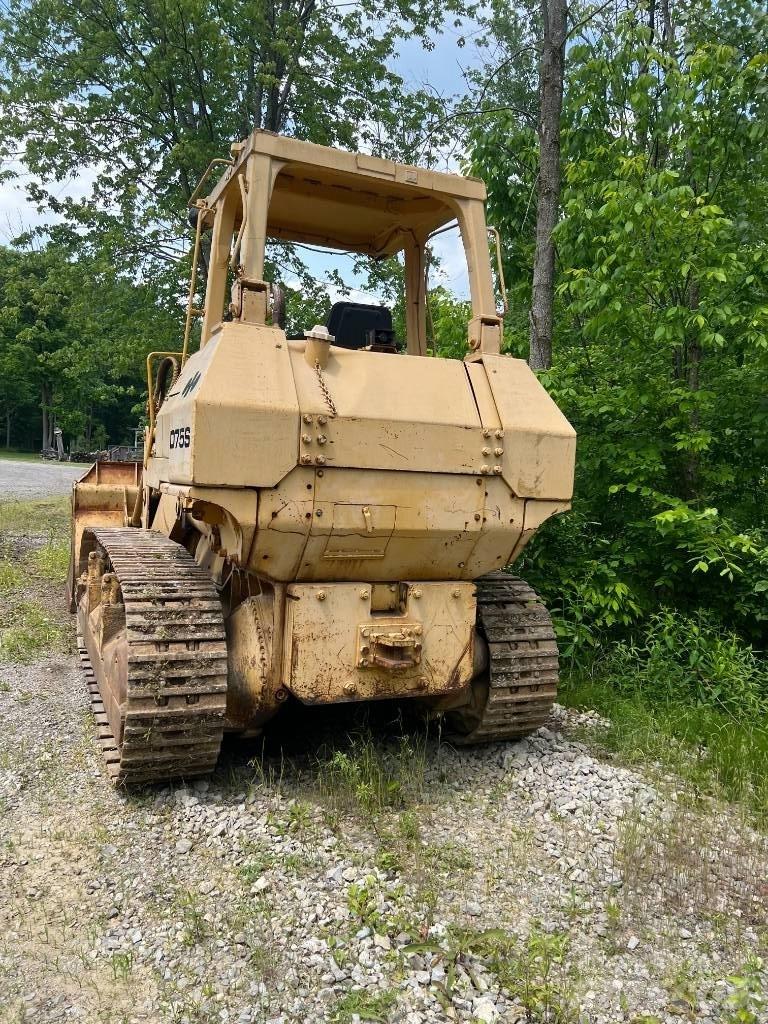 Komatsu D 75 S Larvebåndslæssere