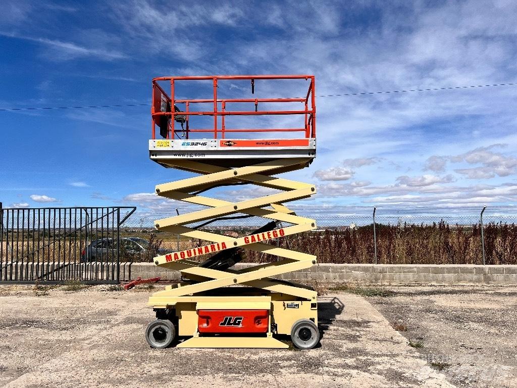 JLG 3246 ES Saxlifte