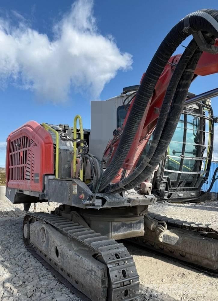 Sandvik DX800i Overfladeboreudstyr / Borerigge