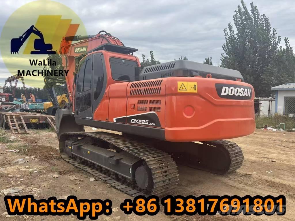 Doosan DX 225 Gravemaskiner på larvebånd