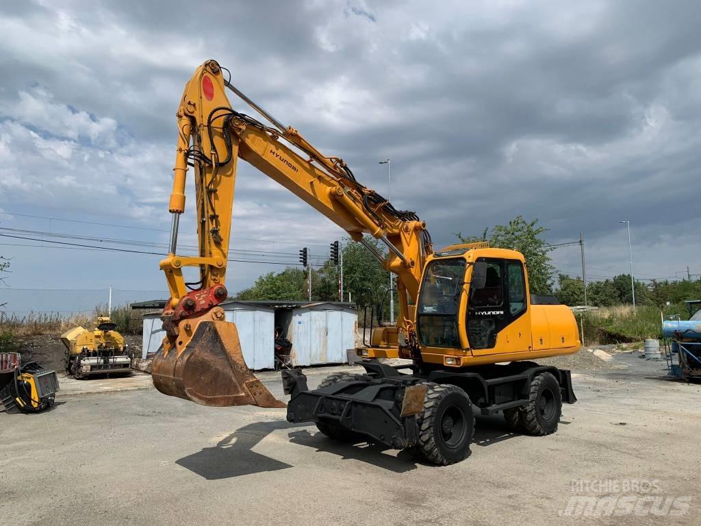Hyundai ROBEX 170W-3 Gravemaskiner på hjul