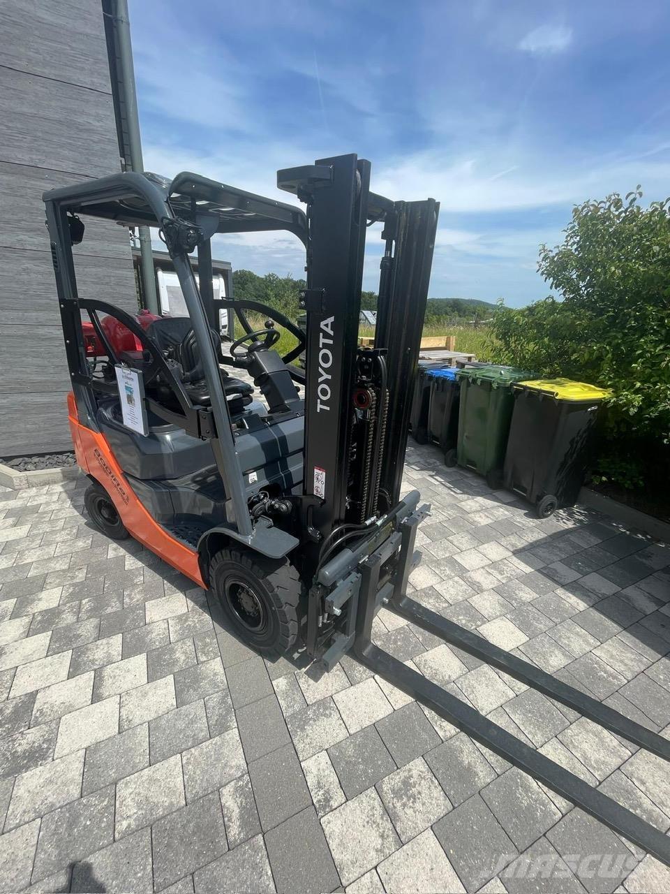 Toyota 02-8FGF18 LPG gaffeltrucks