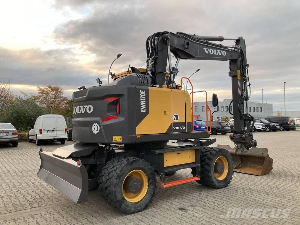 Volvo EWR 170 E Gravemaskiner på hjul