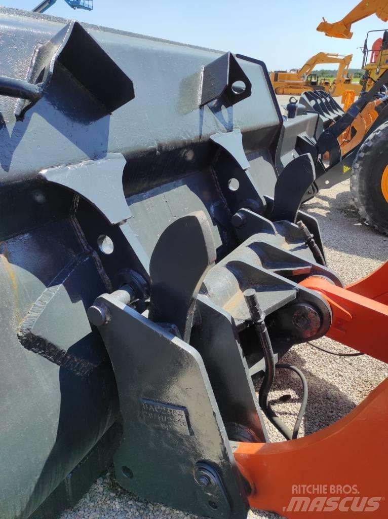 Doosan DL 350-5 Læssemaskiner på hjul