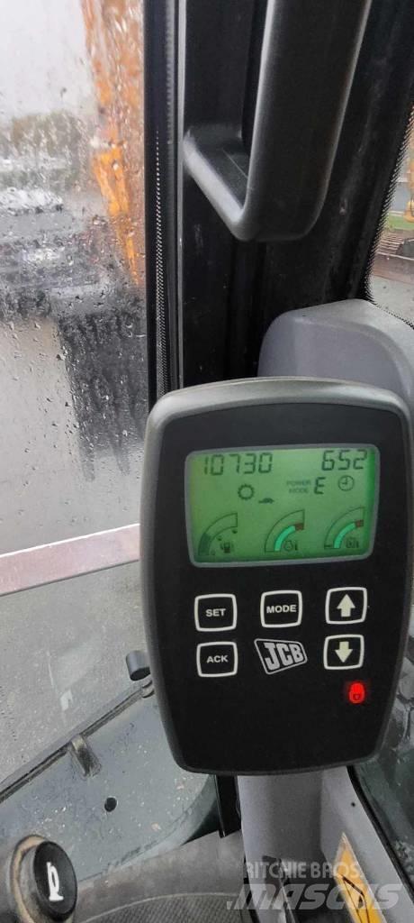 JCB JS 145 W Gravemaskiner på hjul