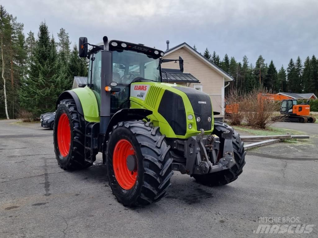 CLAAS 820 Axion Traktorer