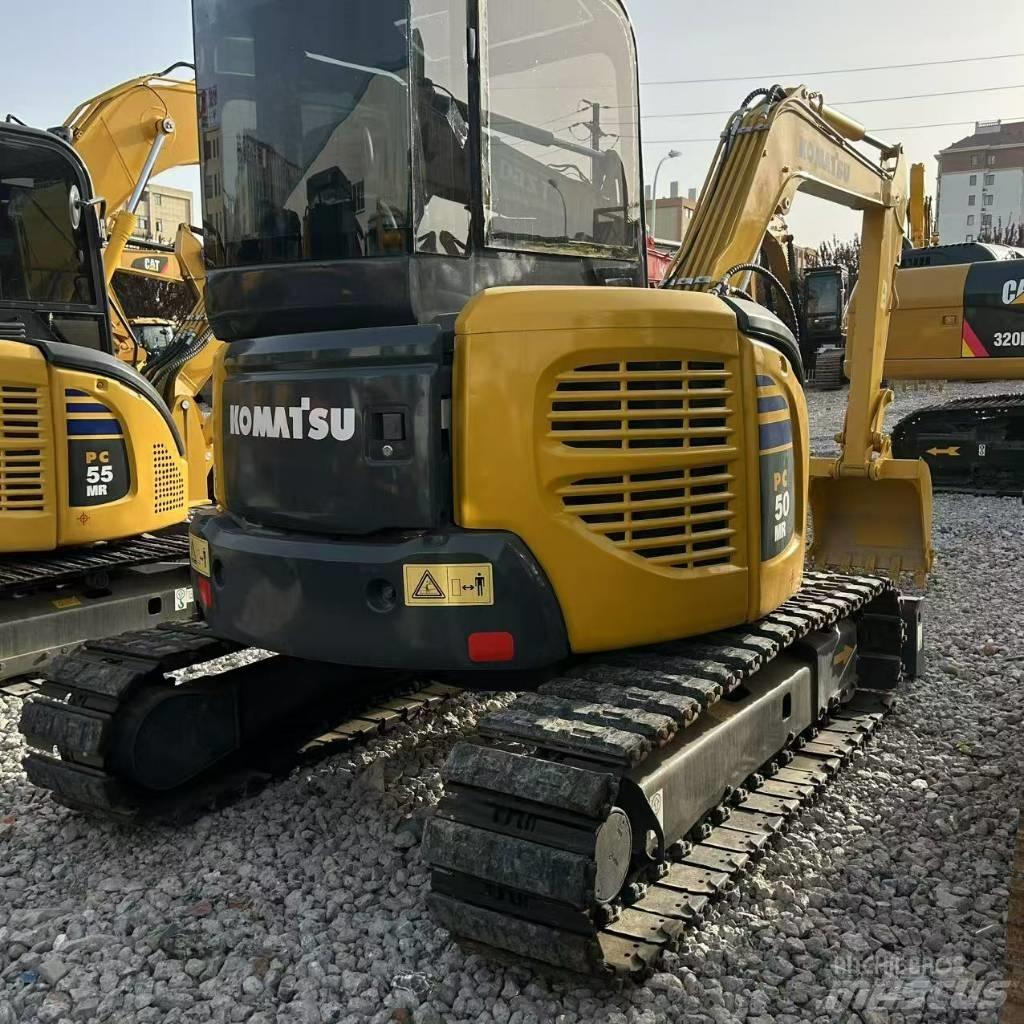 Komatsu 50-2 Gravemaskiner på larvebånd