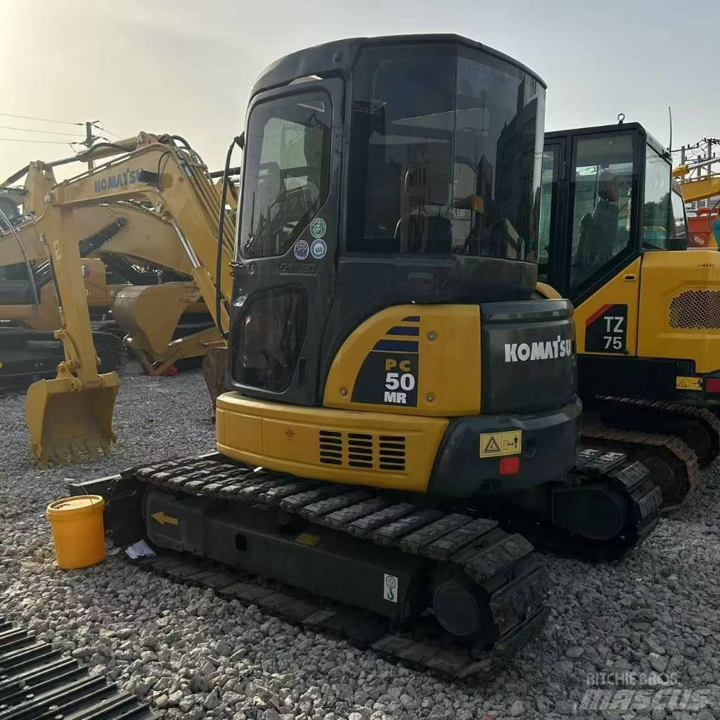 Komatsu 50-2 Gravemaskiner på larvebånd