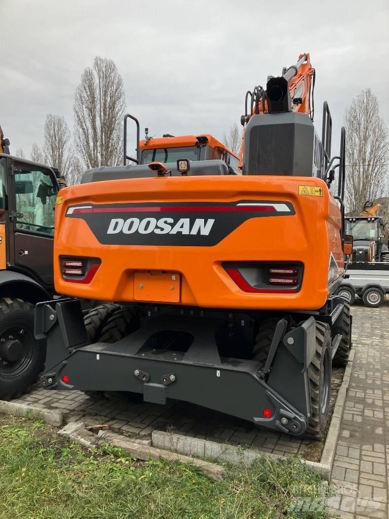 Doosan DX 170 W-7 Gravemaskiner på hjul