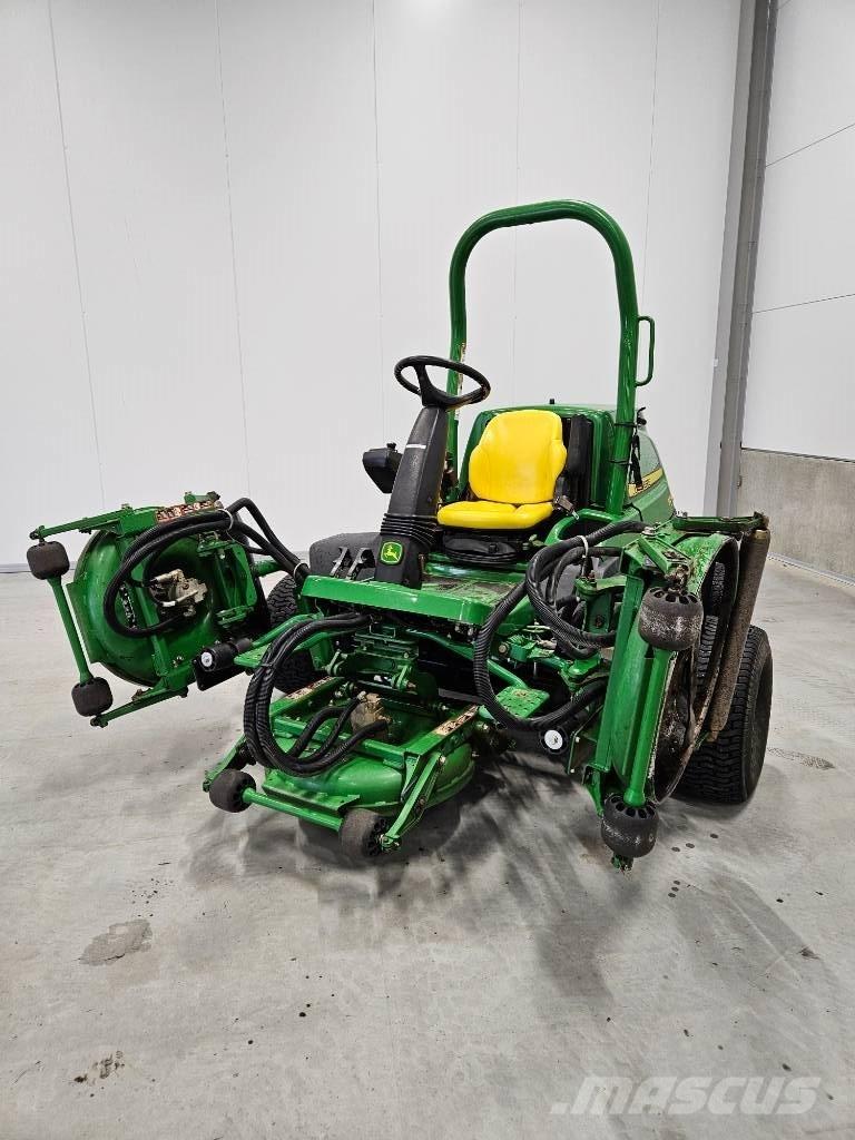 John Deere 9009A Terræn-, trimme- og kantklippere