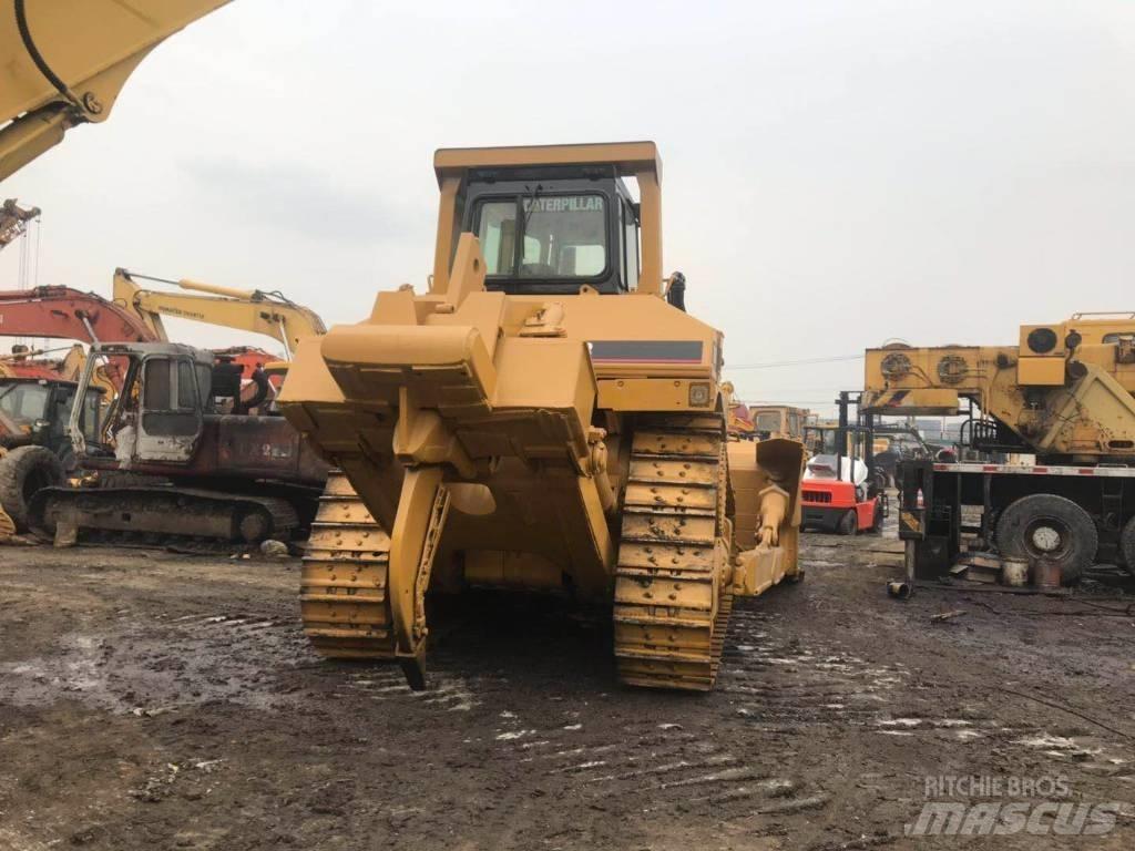 CAT D8N Bulldozer på larvebånd