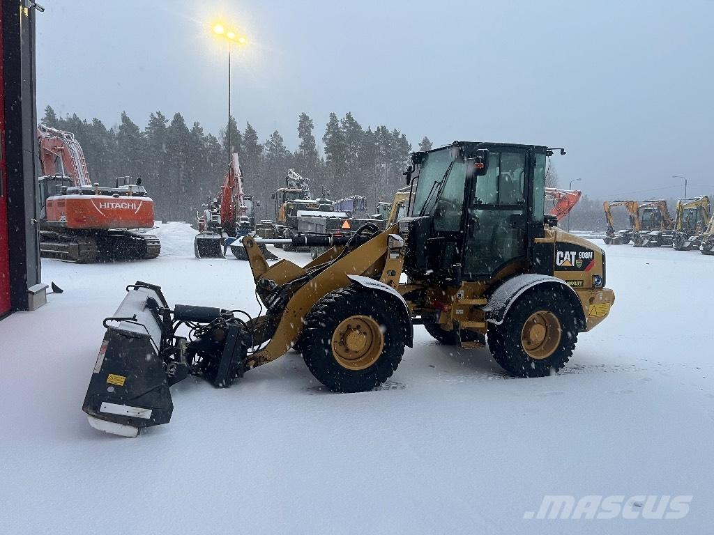 CAT 908 / Myyty, Sold Læssemaskiner på hjul
