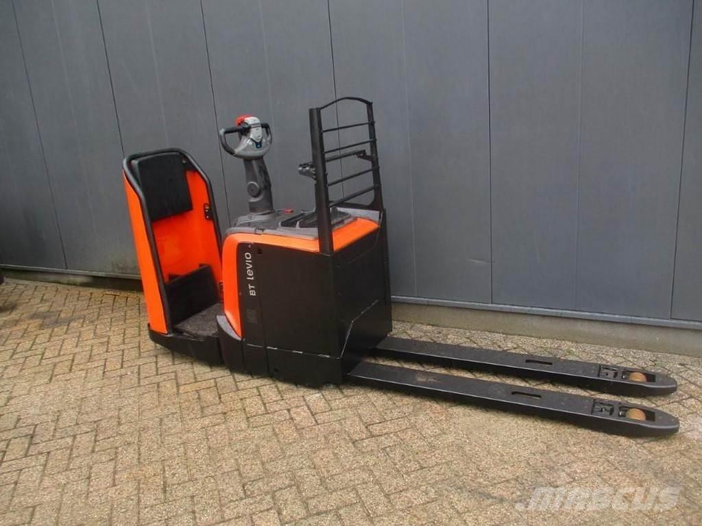 BT LPE 200 El-palleløftere med platform