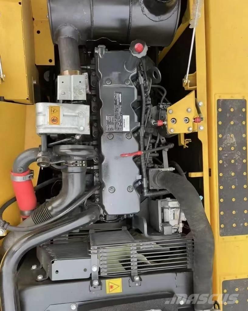 Komatsu PC 240 Gravemaskiner på larvebånd