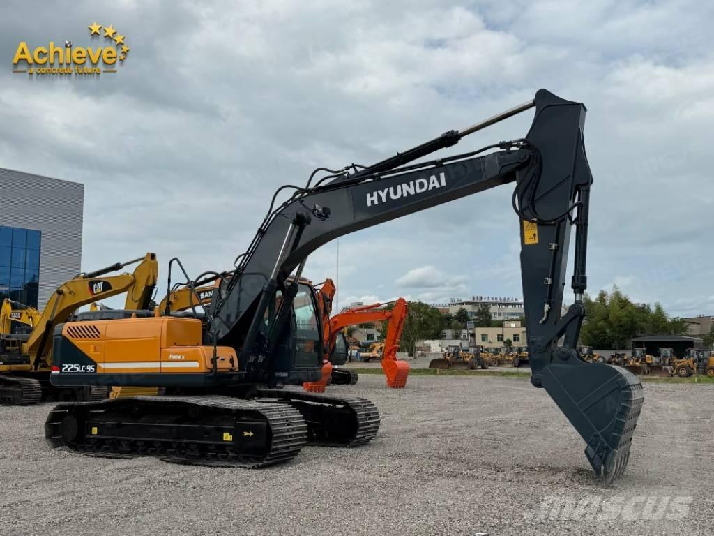 Hyundai 225LC-9S Gravemaskiner på larvebånd