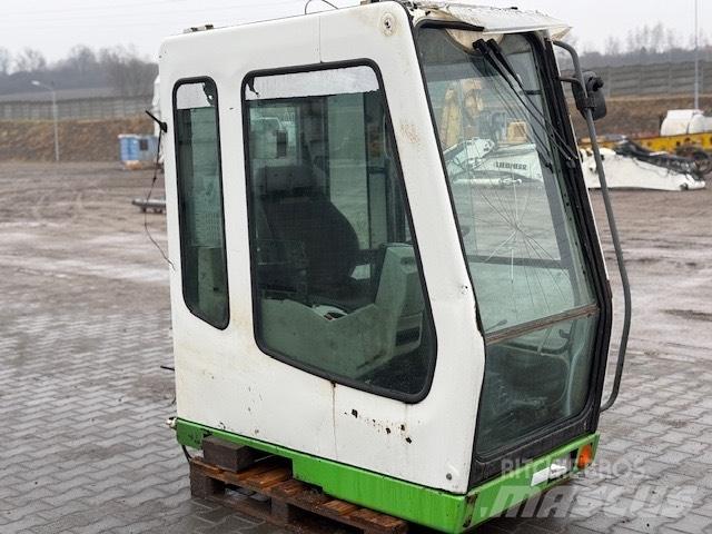 Liebherr A 924 B CAB Kabiner og interiør