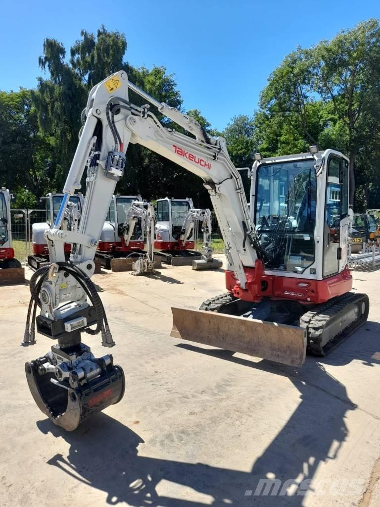 Takeuchi TB 335 R Minigravemaskiner