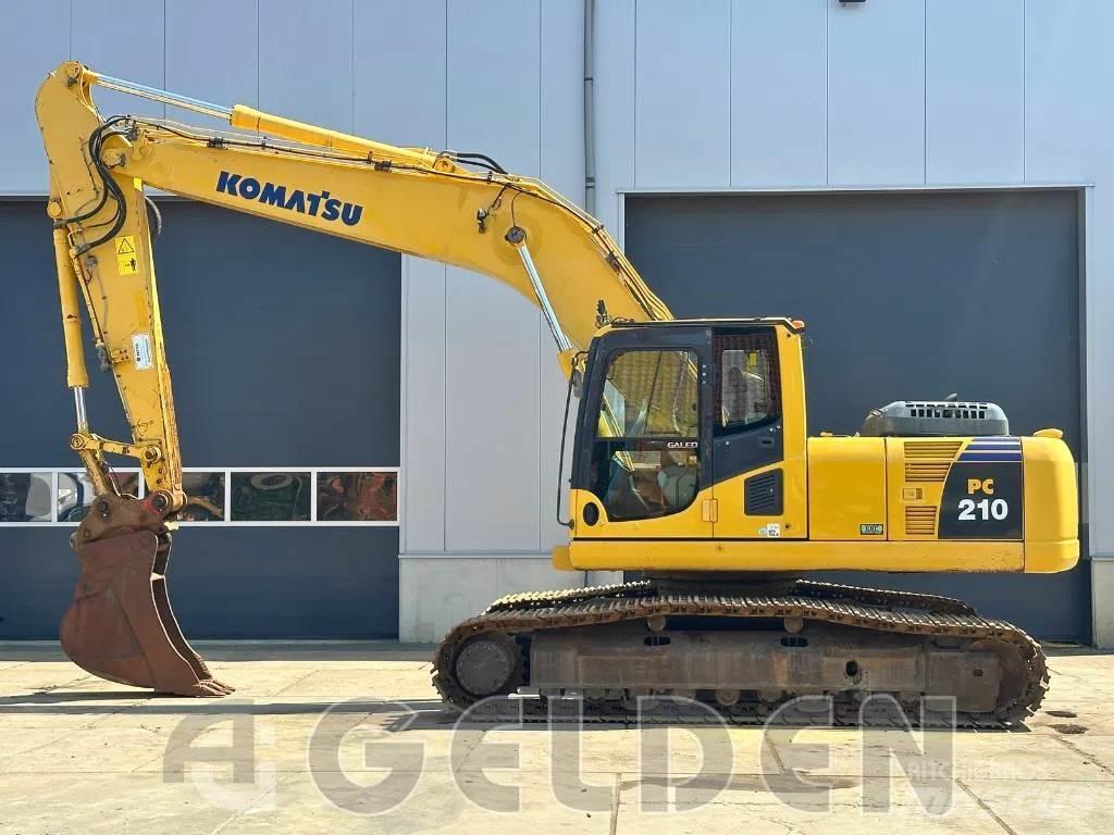 Komatsu PC210 LC-8 Gravemaskiner på larvebånd