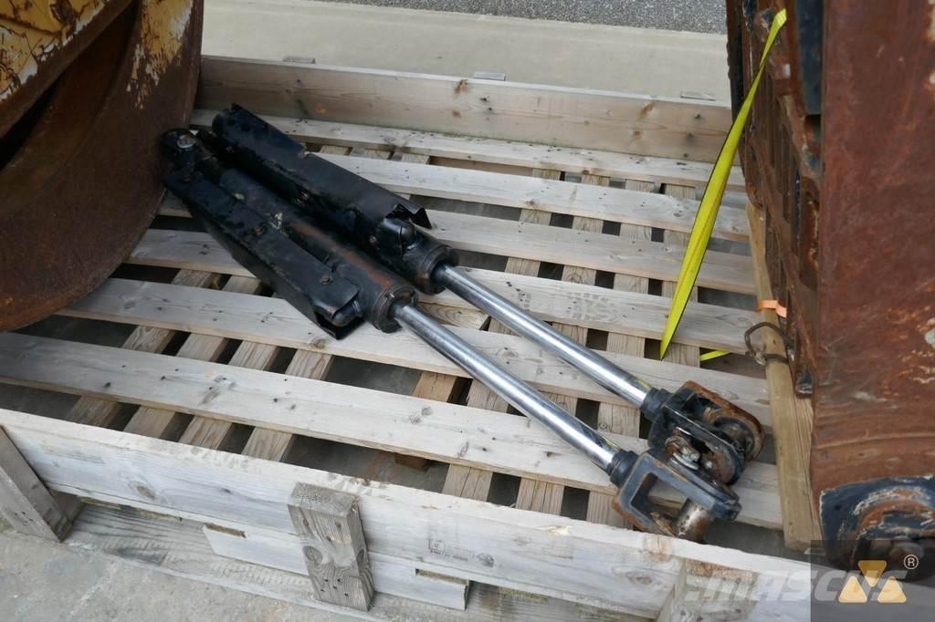 CAT 525D Grapple Transport – Andet