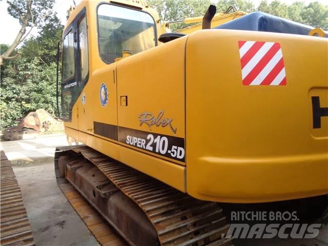 Hyundai R210-5D Gravemaskiner på hjul