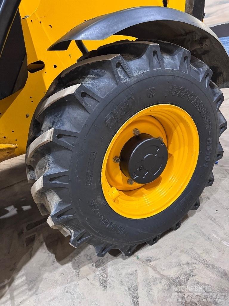 JCB 540-140 Teleskoplæssere