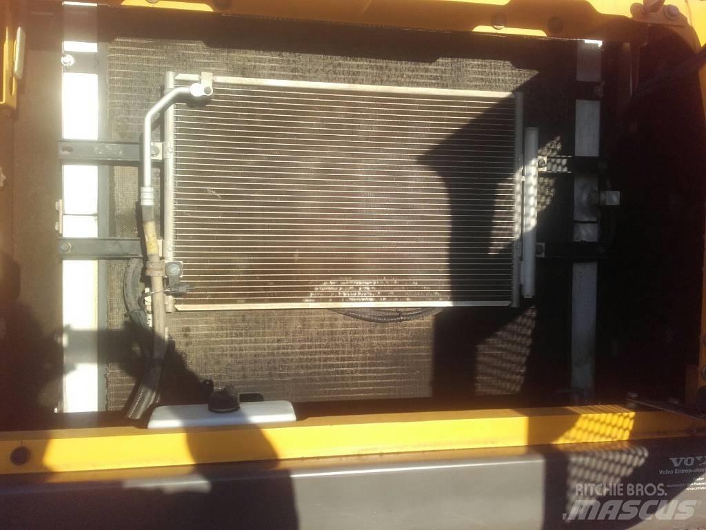 Volvo EC250DL Gravemaskiner på larvebånd