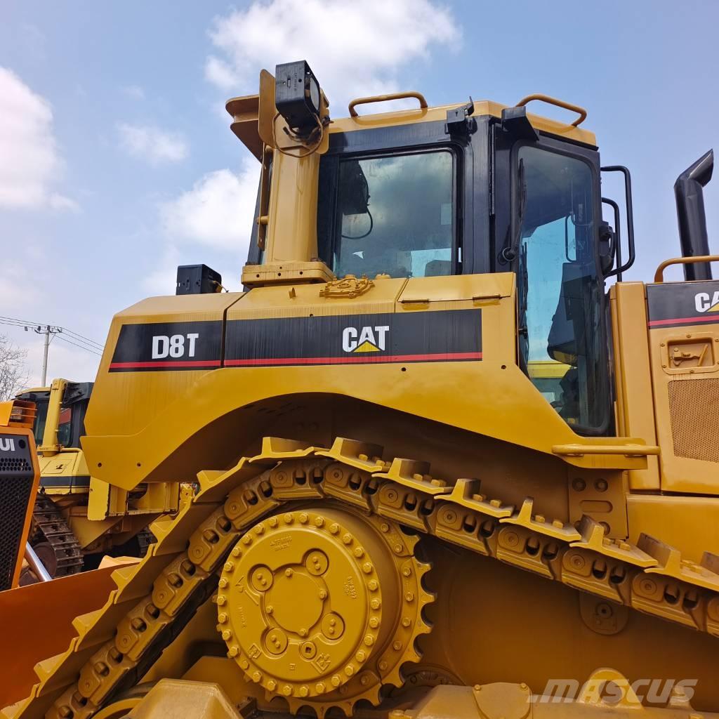 CAT D 8 T Bulldozer på larvebånd