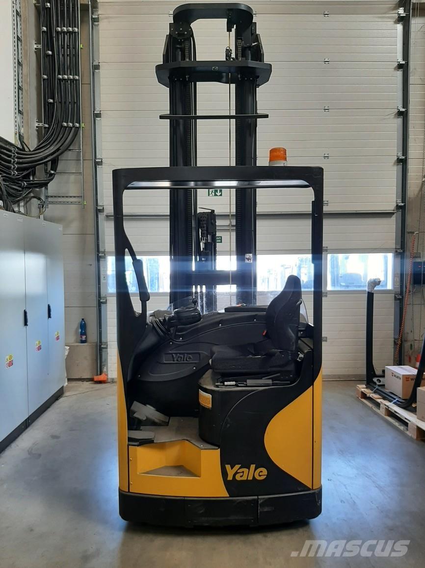 Yale MR16H Reachtruck