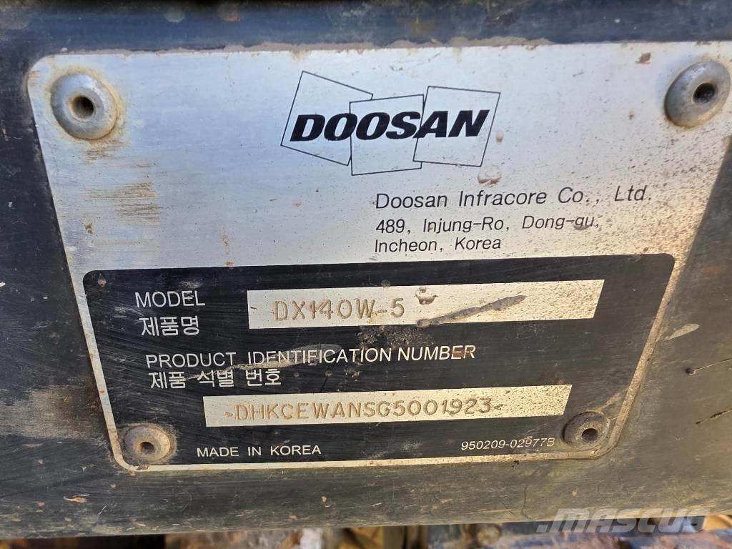 Doosan DX140W-5 Gravemaskiner på hjul