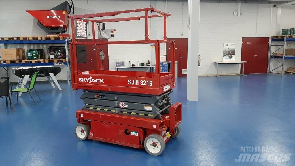 SkyJack SJIII 3219 Saxlifte