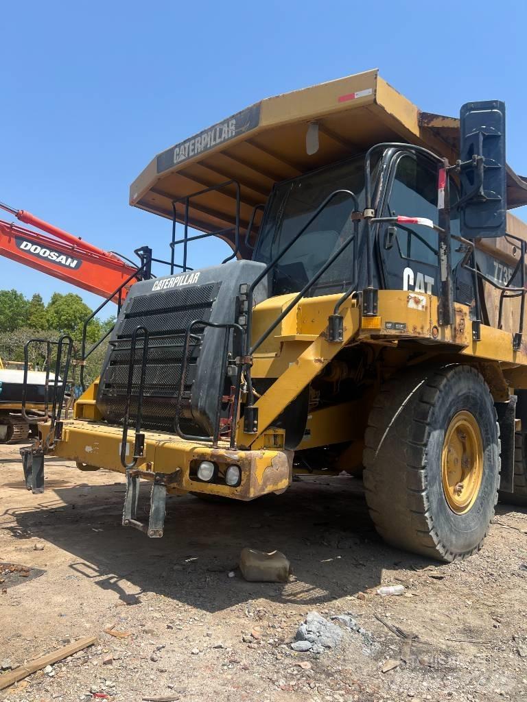 CAT 773 E Knækstyrede dumpere