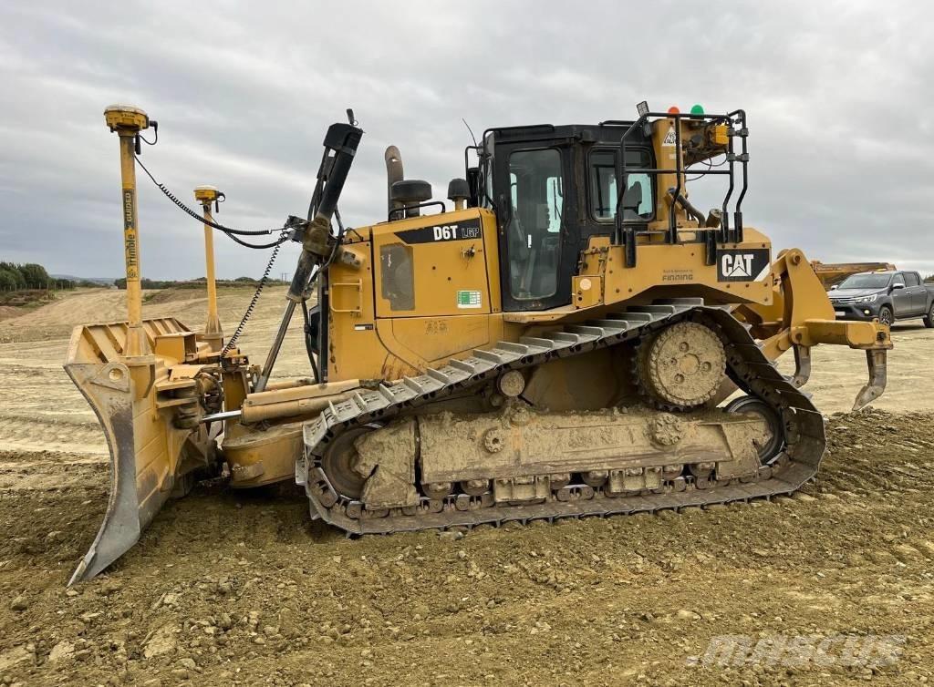 CAT D 6 T LGP Bulldozer på larvebånd
